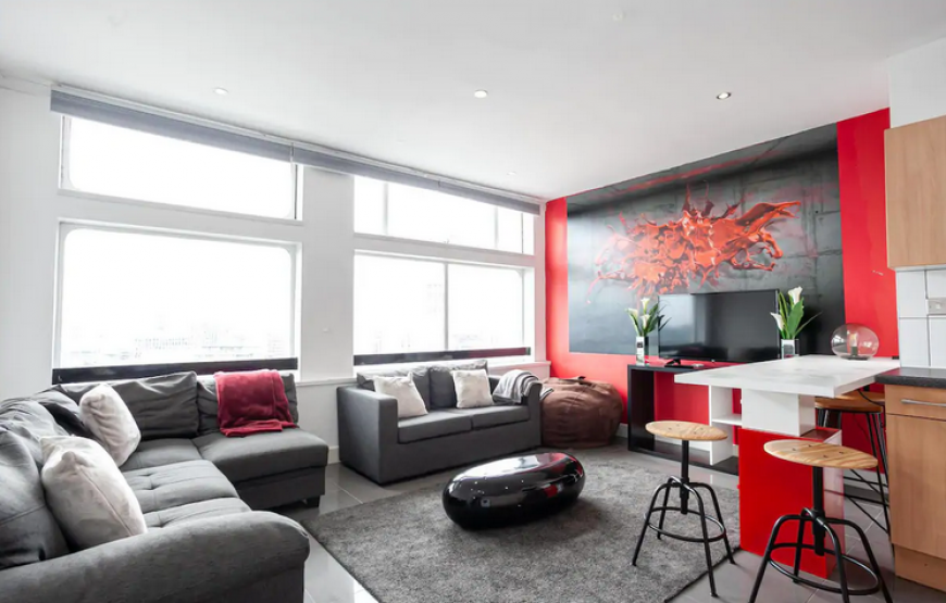 Stylish 2 bedroom apartment in Liverpool